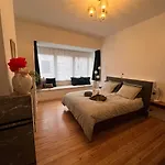 Charmante Art Deco Rijwoning 度假居 *