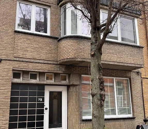 Charmante Art Deco Rijwoning Ostende